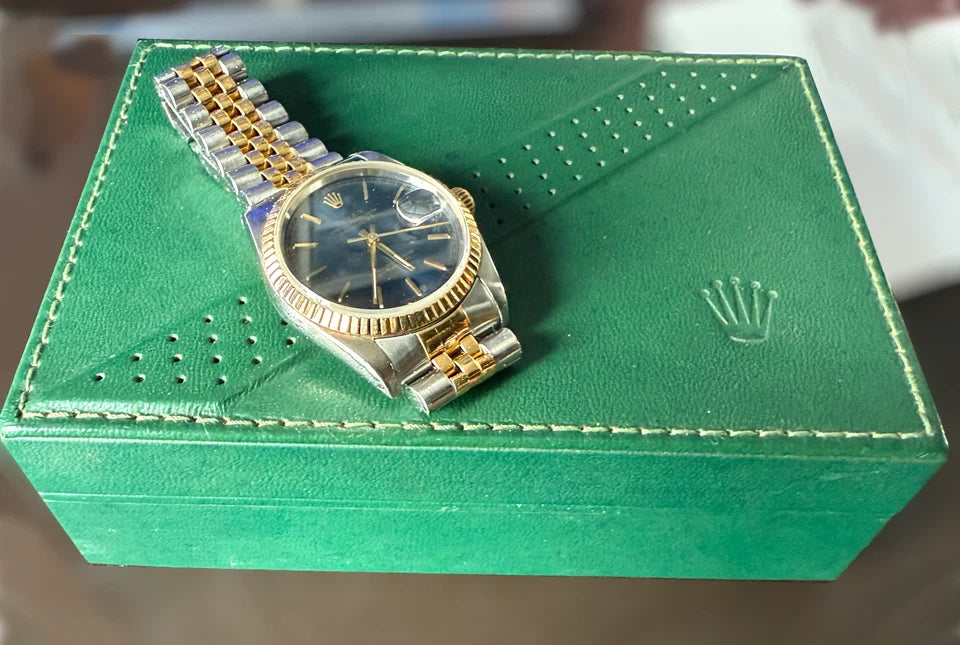 Rolex Datejust 16233 Gents Watch – Factory Blue Dial, Vintage, with Box